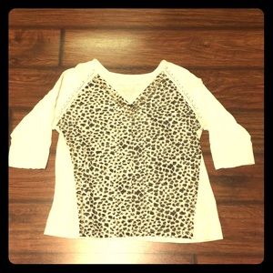 Like New Embellished 3/4 Sleeve Top